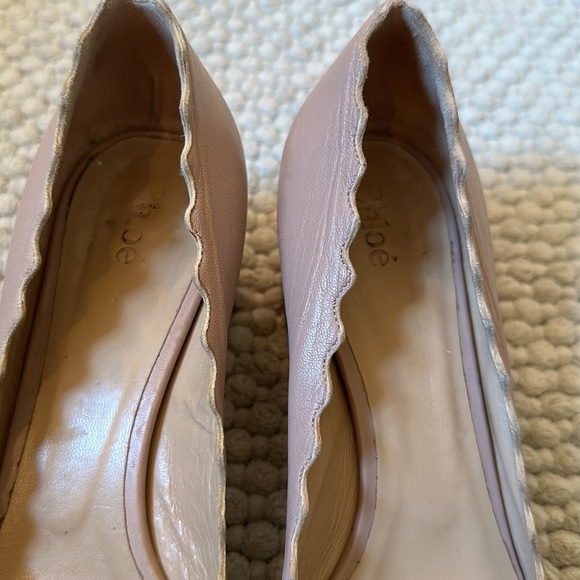 Chloe Lauren Scallopen Leather Nude block heel pumps - Picture 6 of 6